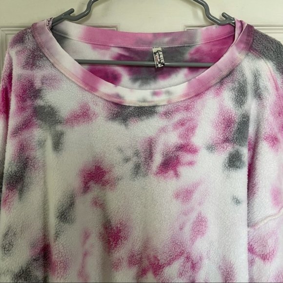 NEW Free People Kelly Washed Tie-Dye Sweatshirt - Picture 7 of 16